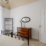 Torrekalsa Apartment By Wonderful Italy